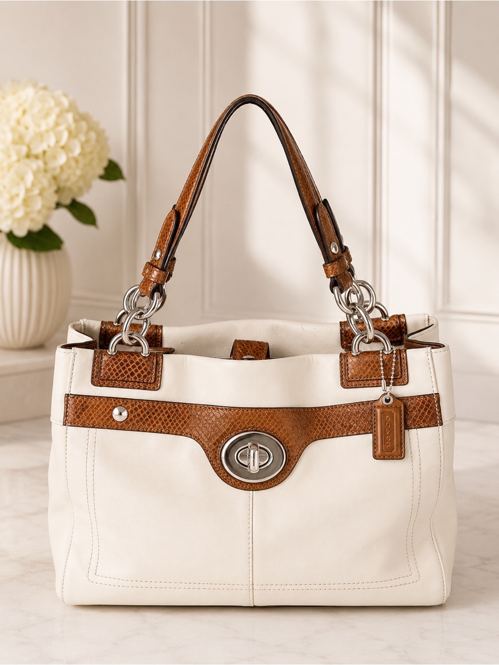 Vintage Y2K Coach Legacy White Brown Leather Satchel Shoulder Bag Turnlock